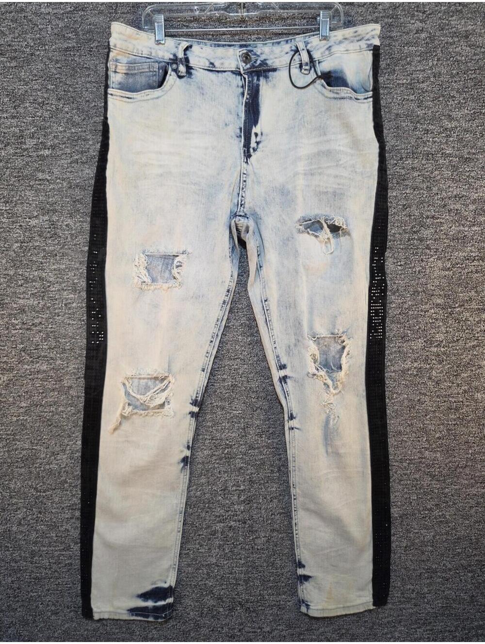 Rocawear Supreme Flex Acid Wash Distressed Skinny Slim Fit Jeans Logo Studs